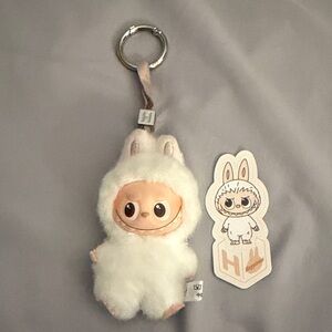 Labubu Pin for Love "H"